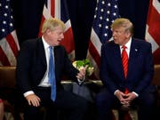 US-Präsident Donald Trump (rechts) hat mit dem britischen Premier Boris Johnson (links) telefoniert und die Möglichkeiten für eine Zusammenarbeit nach dem Brexit ausgelotet. (Bild: KEYSTONE/AP/EVAN VUCCI)