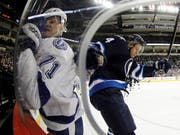 Paul Postma (rechts) im Dress der Winnipeg Jets verstärkt ab sofort Lugano (Bild: KEYSTONE/AP The Canadian Press/TREVOR HAGAN)