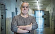 Andreas Mehlstäubl, hier im Gang des einstigen Stasigefängnisses Hohenschönhausen, wurde wegen «Republikflucht» verurteilt. (Bild: Rudi-Renoir Appoldt)