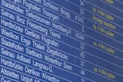 Die Entschädigung für Bahnreisende sei ungenügend, kritisieren Konsumentenschützer. (Bild: Keystone)
