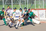 Oberwil Rebells hier gegen die SHC Bulldozers Kernenried-Zauggenried 1.(Bild: Jan Pegoraro, Zug, 26. Oktober 2019)