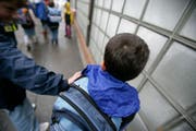 Auch bei Gewalt im Schulumfeld kann die Schulsozialarbeit intervenieren. (Bild: Hannes Thalmann)