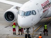 Ein Airbus A220-300 der Swiss (Archivbild vom Flughafen Zürich-Kloten). (Bild: KEYSTONE/CHRISTIAN MERZ)