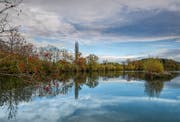 Leserbild. Luciano Pau fotografierte am Montag die Herbststimmung am Gübsensee.