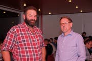 Präsident Felix Odermatt (rechts) unterhät sich mit dem neuen Vorstandsmitglied Kaspar Barmettler. (Bild: Richard Greuter, Ennetbürgen, 7. November 2019)