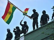 Zahlreiche Sicherheitskräfte in Bolivien haben sich den Protesten gegen den Präsidenten Evo Morales angeschlossen. (Bild: KEYSTONE/EPA EFE/JORGE ABREGO)