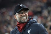 Muss mit dem Saisonstart zufrieden sein: Jürgen Klopps FC Liverpool führt die Tabelle der Premier League fast makellos an. (Bild: AP Photo/Jon Super, Liverpool, 5. November 2019)