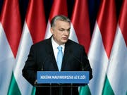 Ungarns Ministerpräsident Viktor Orban kündigt finanzielle Anreize für Frauen an, mehrere Kinder zu haben. (Bild: KEYSTONE/AP MTI/SZILARD KOSZTICSAK)
