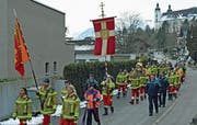Die traditionelle Prozession mit den Statuen der Heiligen Agatha und des Landesheiligen Bruder Klaus. (Bild: Robert Hess (Sarnen, 9. Februar 2019))
