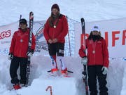 Sie standen bei den U16-Mädchen auf dem Podest (von links): Luana Bösch (Engelberg), Siegerin Anja Christen (Oberrickenbach) und Eliane Stössel (Beckenried-Klewenalp). Bild: Marcel Stössel (Stoos, 9. Februar 2019)