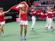 Jubel in Biel, aber schwierige Aufgabe im Aufstiegs-Playoff: das Schweizer Fed-Cup-Team (Bild: KEYSTONE/ANTHONY ANEX)