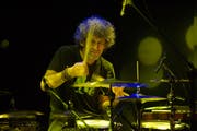 Kulturbahnhof Gare de Lion, Wil: moderne Musik, Subkultur, Raritäten. Im Bild Drummer Jojo Mayer von «Nerve». (Bild: Coralie Wenger)