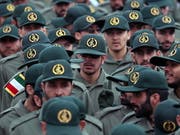 Ihnen galt der Anschlag in der Unruheprovinz Sistan und Belutschistan: Revolutionsgardisten, hier bei einer Zeremonie zum 40. Jahrestag der islamischen Revolution am Dienstag in Teheran. (Bild: KEYSTONE/EPA/ABEDIN TAHERKENAREH)