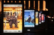 Die Luzerner Agentur Velvet hat die tierischen Plakate der 69. Berlinale entworfen. (Bild: EPA/Adam Berry (Berlin, 18. Oktober 2018))
