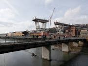 Vor sechs Monaten stürzte die Morandi-Brücke in Genua ein. 43 Menschen wurden getötet. (Bild: KEYSTONE/AP/ANTONIO CALANNI)