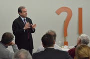 Gerhard Pfister, Präsident der CVP Schweiz, im Dialog mit der Basis in Ausserrhoden. Bild: Roger Fuchs
