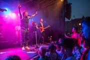 Marc Sway, hier bei einem Auftritt in Zug, spielt am Heitere-Sonntag. (Bild: Patrick Hürlimann, Zug, 1. August 2017)