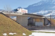Die Tage dieses Viadukts in Ingenbohl sind gezählt. (Bild: Josias Clavadetscher)