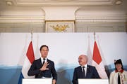 «Die Schweiz ist jetzt am Ball»: der niederländische Regierungschef Mark Rutte (links) mit Bundespräsident Ueli Maurer. Bild: Anthony Anex/Keystone (Kehrsatz, 13. Februar 2019)