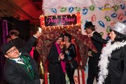 Hereinspaziert und willkommen im Cabaret der Vereinigten! (Bild: Roger Grütter, Luzern 16. Februar 2019)