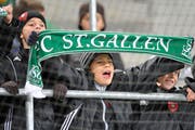 Ein junger Fan im Kybunpark. (Bild: Michel Canonica)