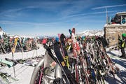 Volles Haus beim Bergrestaurant Jochpass in Engelberg. (Bild: Roger Grütter, Engelberg, 17. Februar 2019)