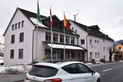 Im Sennwalder Rathaus in Frümsen wird ab Juli 2020 das Gemeindepräsidium neu besetzt. (Bild: Heini Schwendener)