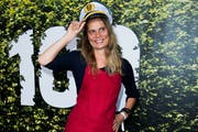Sarah Wiener hat mit ihren Shows in Deutschland Karriere gemacht. Bild: Nareyek/Getty Matthias Nareyek (Berlin, 12. September 2018)