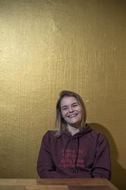 Hazel Brugger: «Zu Hause lache ich sehr viel und gerne.» (Bild: Pius Amrein)