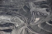Blick in die Mount-Owen-Kohlemine von Glencore im australischen Newcastle, nördlich von Sydney.Bild: Brendon Thorne/Bloomberg (3. Oktober 2015)
