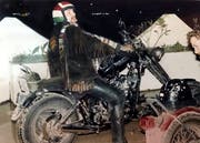 Coni auf seiner Senn Harley. (Bild: PD)