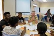 Alt Regierungsrat Matthias Michel hat kürzlich im namibischen Windhoek zwei sogenannte Career Starter Workshops geleitet. (Bild: pd)