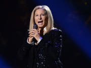 Als weiterer Stargast für die diesjährigen Oscars angekündigt: US-Sängerin und Schauspielerin Barbra Streisand. (Bild: Keystone/AP Invision/Evan Agostini)
