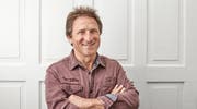 Rolf Straub, Sozialarbeiter und Gründer des Vereins «Société Malagasy Suisse». (Bild: PD)