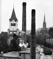 Kamin auf dem Feldmühle-Areal. (Bild. Archiv Tagblatt)
