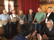 Auch Ehrungen gehörten zur Versammlung des Alpwirtschaftlichen Vereins. (Bild: Urs Nobel)