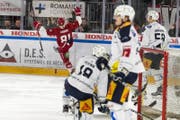 Enttäuschung beim Zugs Spielern. (Bild: Pascal Muller/freshfocus)