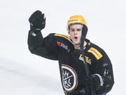 Luganos Topskorer Gregory Hofmann bejubelt sein wegweisendes Tor zum 2:1 gegen die Rapperswil-Jona Lakers (Bild: KEYSTONE/TI-PRESS/ALESSANDRO CRINARI)