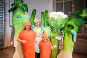Familie Brunner aus St. Margarethen zeigt sich als Bio-Gemüse. (Bilder: Maya Heizmann)
