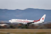 Algerien nimmt seine Bürger nur in Linienflügen mit der Air Algérie zurück. Bild: Fabrice Coffrini/AFP (Genf, 20. Novemer 2017)