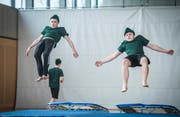 Auch die Trampoline kommen zum Einsatz.