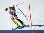 Wendy Holdener kämpft sich in der Kombination von Crans-Montana ins Ziel (Bild: KEYSTONE/ALESSANDRO DELLA VALLE)