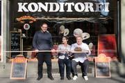 Paul Odermatt und seine Frau Margrith mit Nachfolger Mirsad Emini (links). (Bild: Eveline Beerkircher, Luzern, 21. Februar 2019)