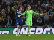 Chelseas Keeper Kepa Arrizabalaga sprach von einem Missverständnis, nachdem er sich im Ligacup-Final gegen Manchester City kurz vor Ende der Verlängerung nicht hatte auswechseln lassen wollen (Bild: KEYSTONE/EPA/NEIL HALL)