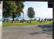 Die Siehbach-Badi in Zug im Sommerbetrieb (Foto: Andreas Busslinger)