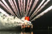 Um 5 Uhr war es soweit. Mit dem Urknall wurde die Lozärner Fasnacht 2019 eröffnet. (Bild: Pius Amrein, Luzern, 28. Februar 2019)