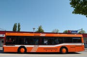 Die Busse der Autokurse Oberthurgau fahren wegen der Bauarbeiten provisorische Haltestellen an. (Bild: Nana do Carmo)