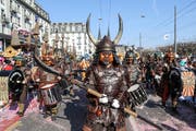 Noggeler Guuggenmusig Luzern mit dem Motto Samurai. (Bild: Philipp Schmidli)