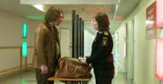 Sie sehen beide irgendwie tierisch aus: Vore (Eero Milonoff) und Tina (Eva Melander) (Foto: Outside the box)
