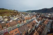 Steht vor einer neuen Ortsplanung: Willisau, aufgenommen vom Turm der Pfarrkirche St. Peter und Paul. (Bild: Philipp Schmidli, 16. Januar 2015)